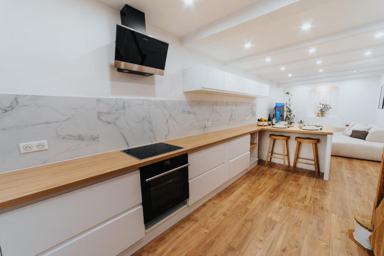Perfect Family-Oriented And Renovated Townhouse In The Old Antibes Apartment ภายนอก รูปภาพ