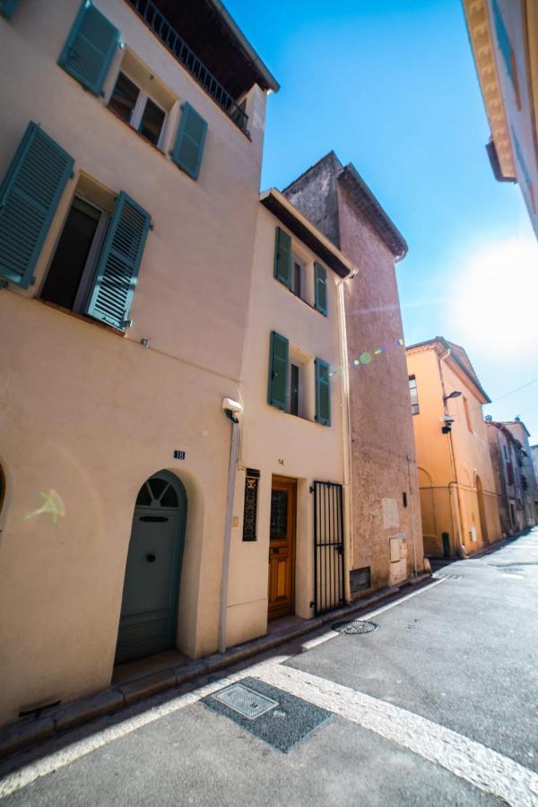 Perfect Family-Oriented And Renovated Townhouse In The Old Antibes Apartment ภายนอก รูปภาพ
